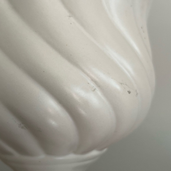 Hull pottery pedestal planter vintage - Picture 4 of 8